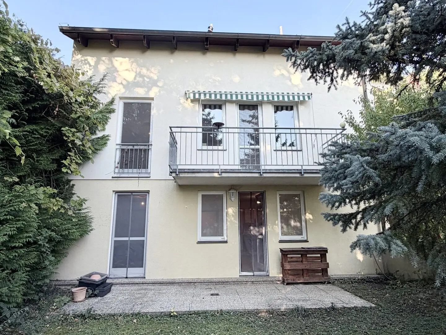 Vermietetes Mehrfamilienhaus in Wien-Mauer | 3 Wohneinheiten | 1.034 m² Grund | Anlageobjekt