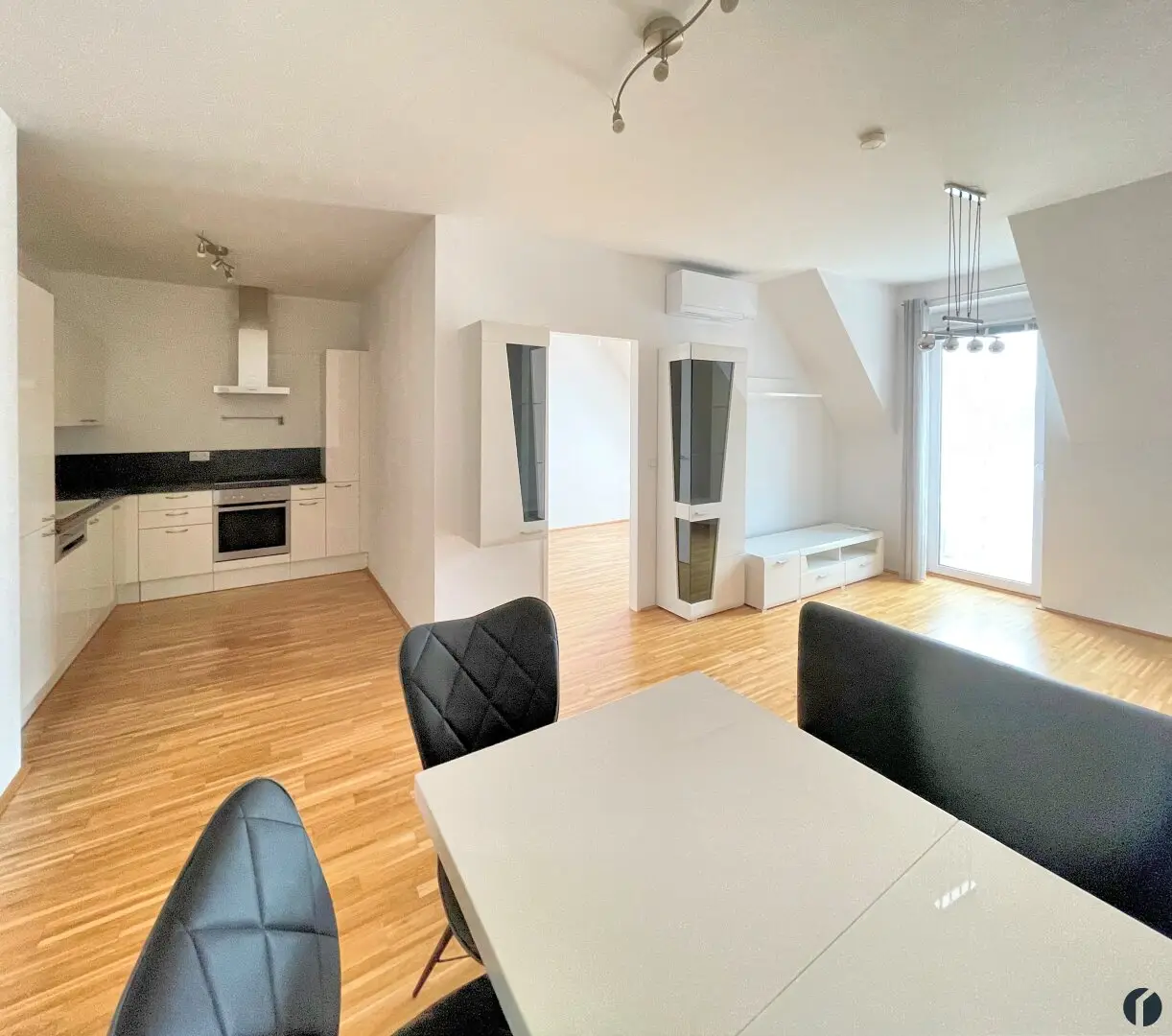 2-Zimmer-Wohnung mit Balkon und Klimaanlage in Tulln - Teilmöbliert