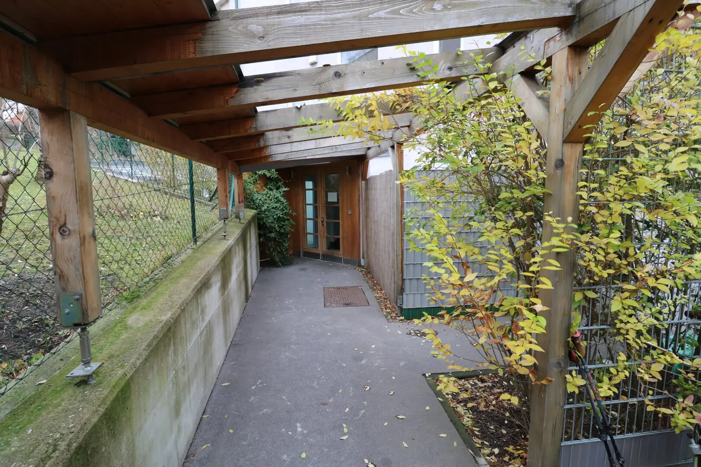 1140, smart 3-room terrace apartment in quiet green location