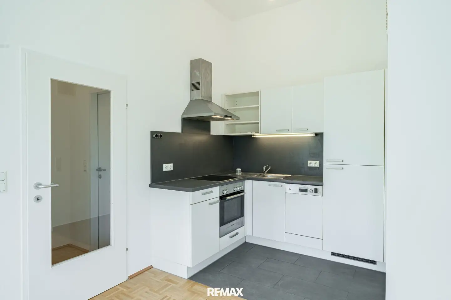 Dachwohnung mit viel Licht und herrlichem Grünblick