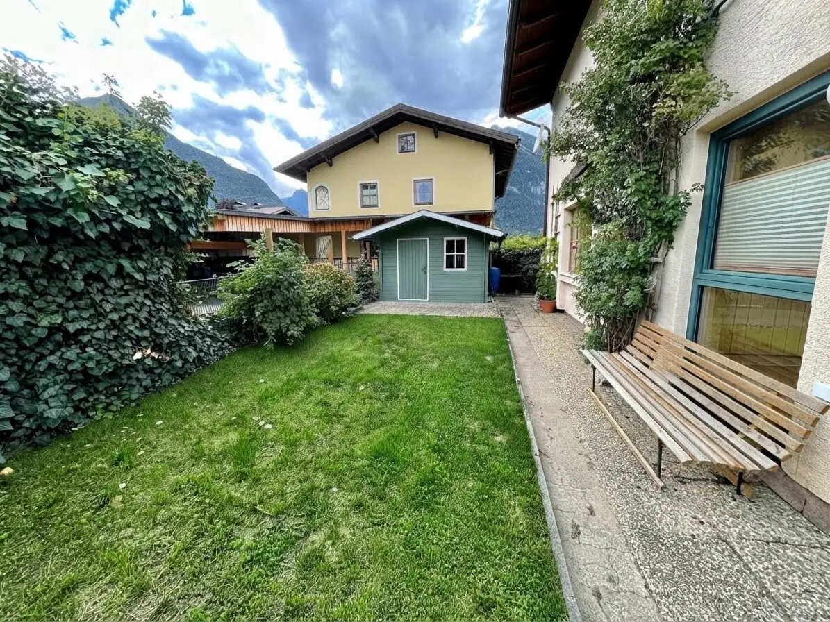 Großzügiges 6.5 -Zimmer-Haus in Golling mit Garage &amp; Solarenergie