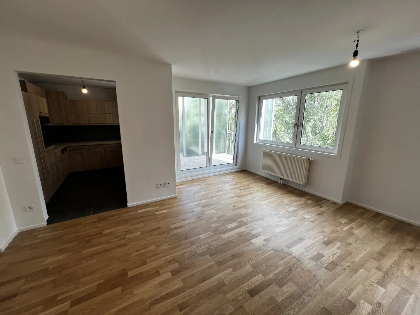 Modern 3-room apartment with loggia and fitted kitchen