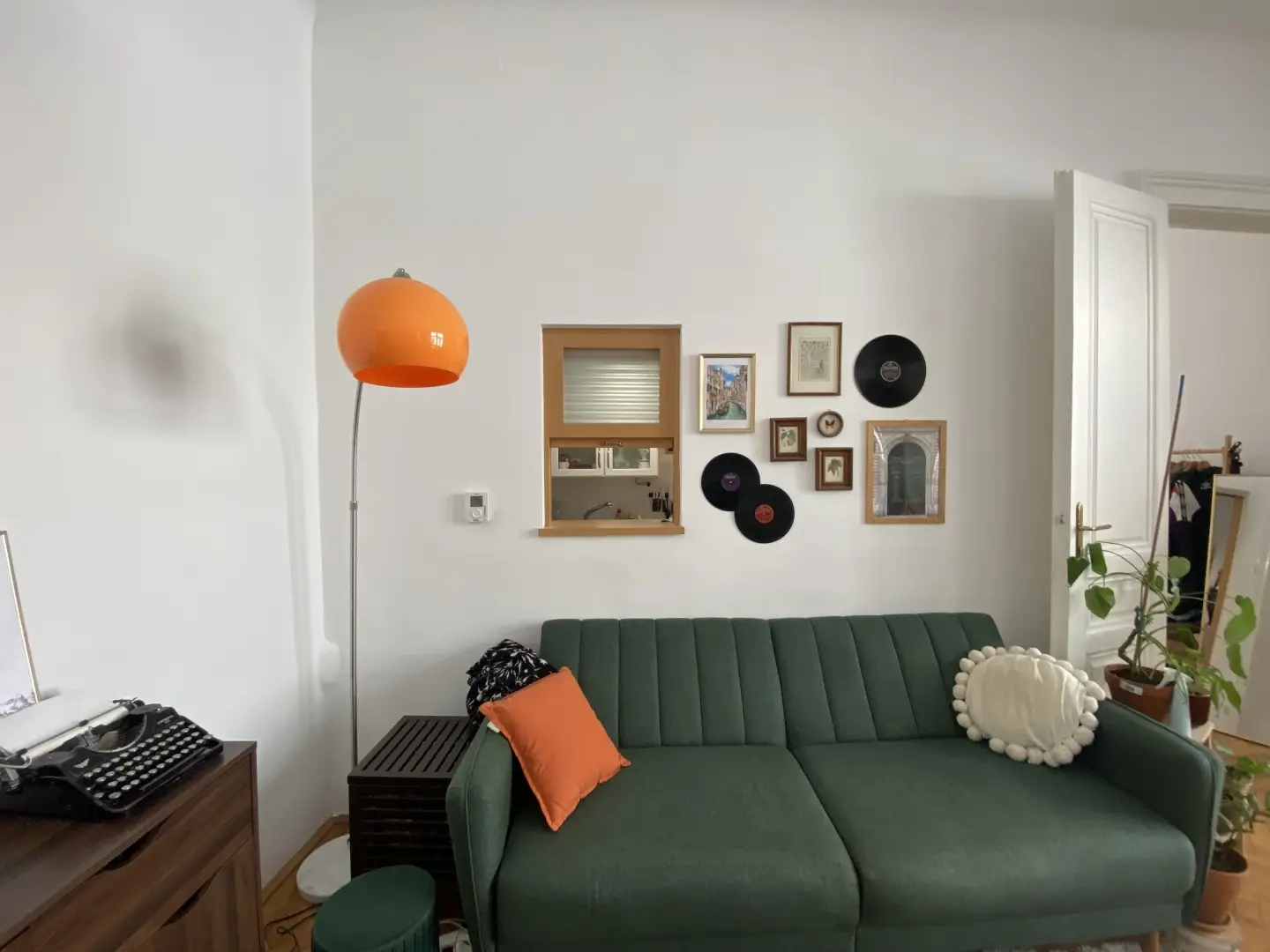 Bright Wohnung centrally well connected