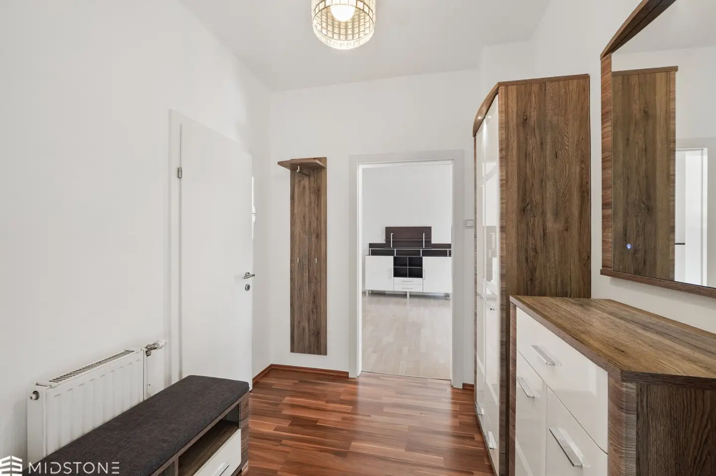 Großzügige 3 Zimmer Wohnung mit sonnigem Balkon und Grünblick in Bad Schönau