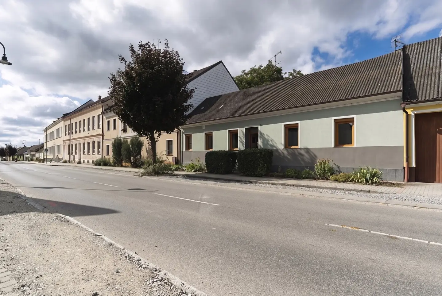 Platz fürs Leben und für eigene Ideen – Haus mit 1.612 m² Grundstück in Rabensburg