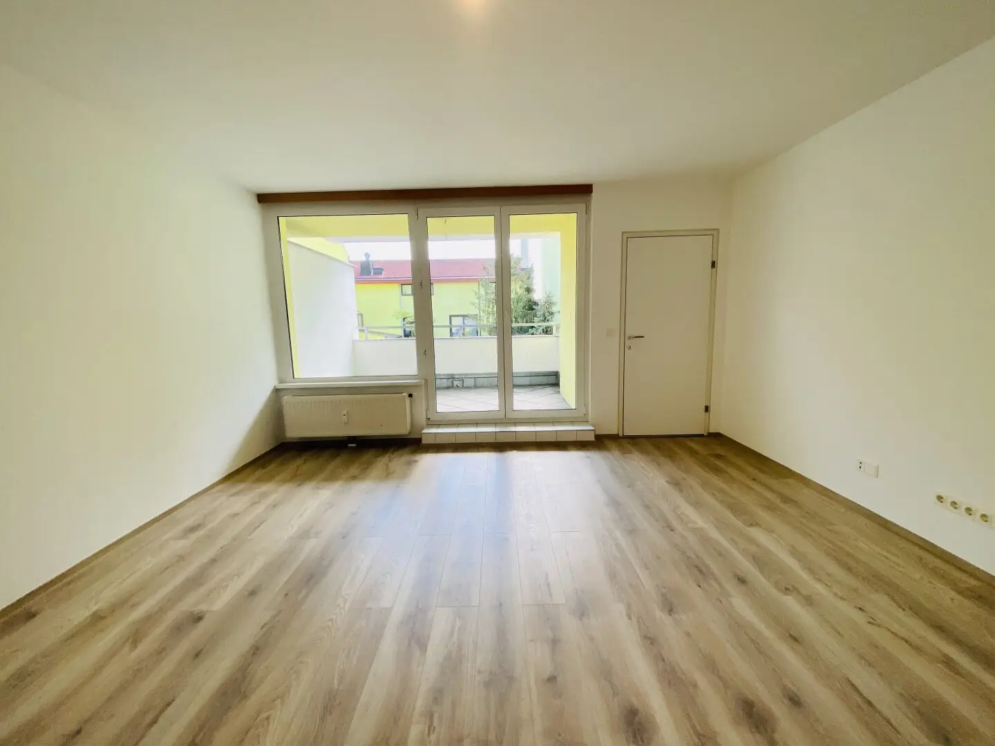 NEW! Spacious 1-room apartment with loggia and balcony