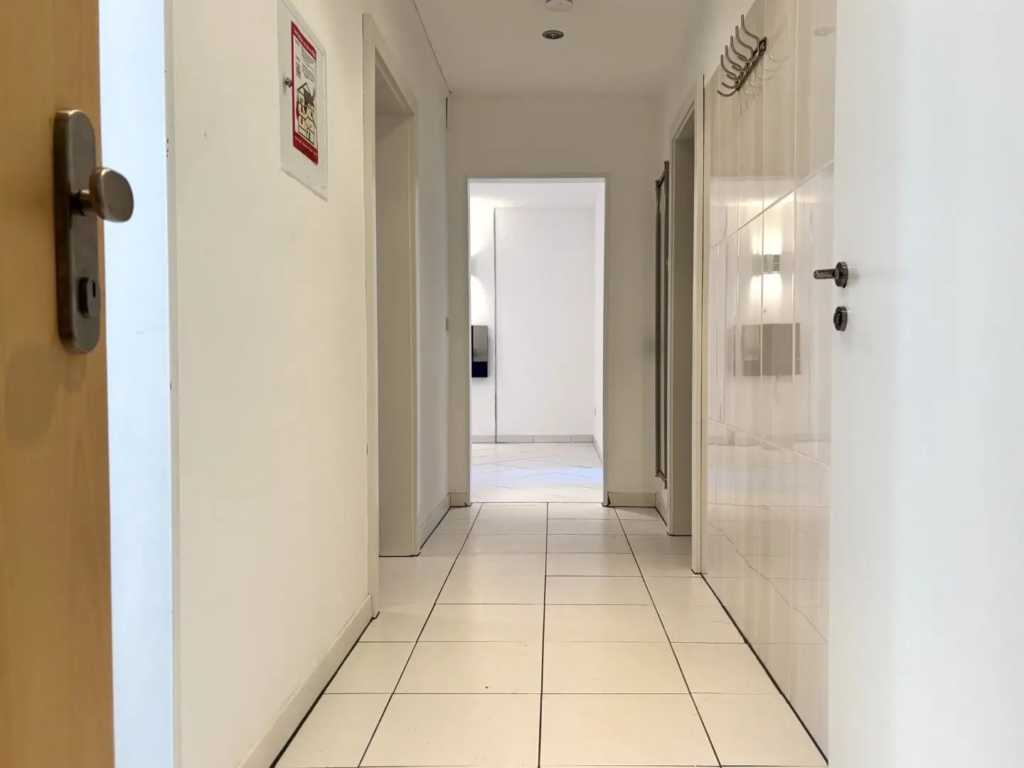 Sofort verfügbare, teilmöblierte 85,88m² Eigentumswohnung im Hochparterre mit Balkon in Zentrumsnähe