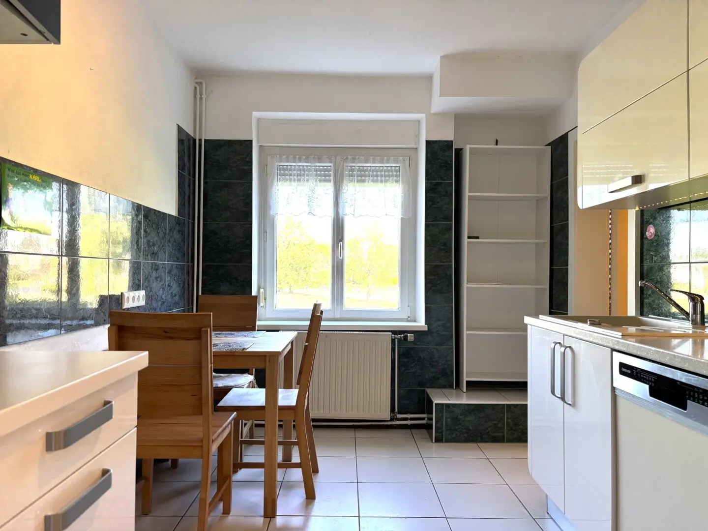 Sofort verfügbare, teilmöblierte 85,88m² Eigentumswohnung im Hochparterre mit Balkon in Zentrumsnähe