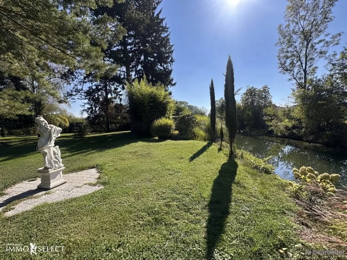 Historische Villa mit parkähnlichem Garten, Pool &amp; privatem Wellnessbereich
