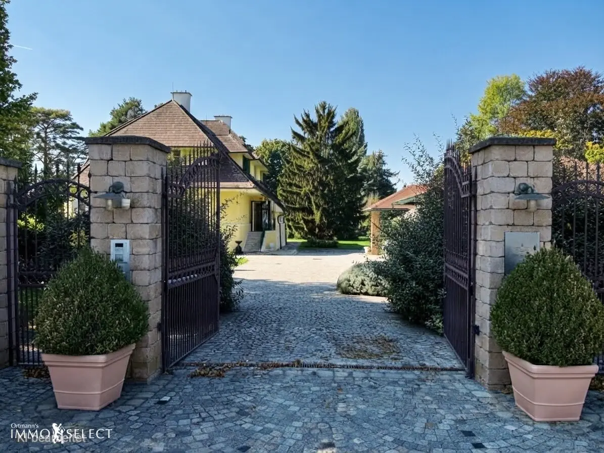 Historische Villa mit parkähnlichem Garten, Pool &amp; privatem Wellnessbereich
