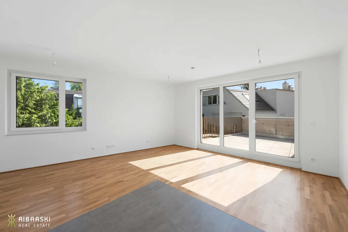 Exclusive top floor apartment with dream terrace and lots of sun in first occupancy | Air conditioning - C Top 11