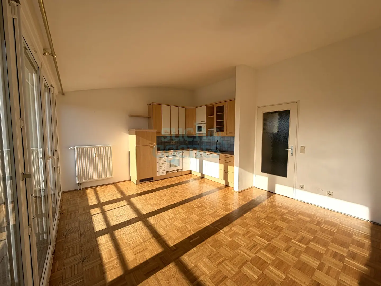Bright attic apartment with terrace