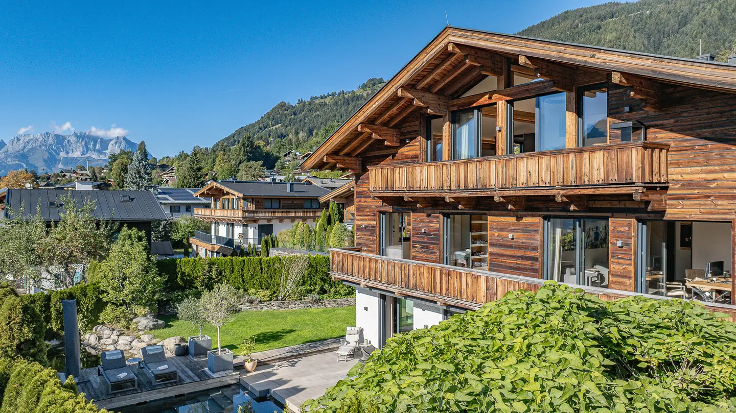 Wohnung mit Naturpool Sauna und Panoramablick