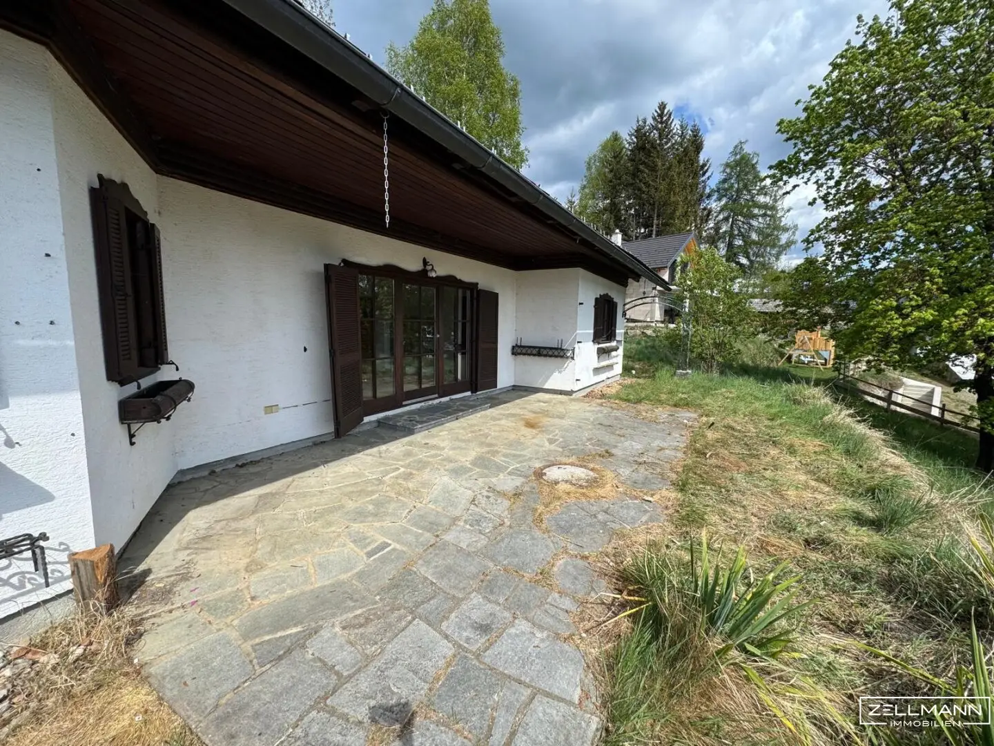 Charmanter Bungalow mit Bergblick in St. Andrä – 4 Zimmer, sanierungsbedürftig | ZELLMANN IMMOBILIEN