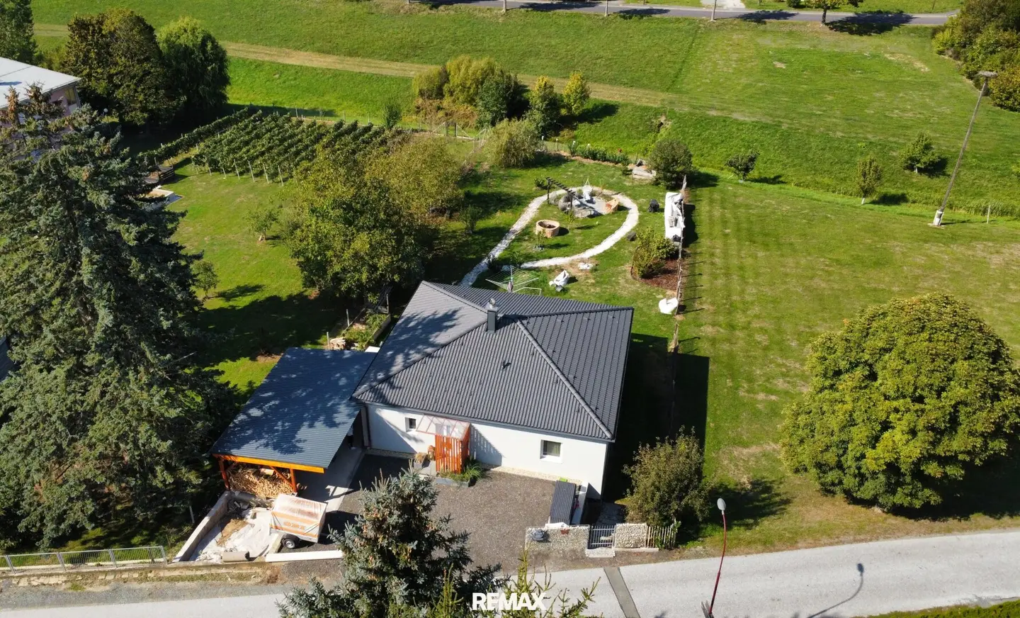Modern bungalow built in 2021 in southern Burgenland Zahling near Eltendorf, close to Fürstenfeld
