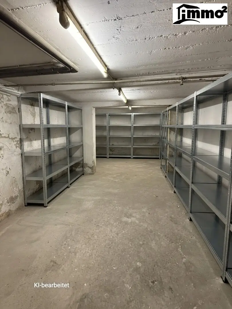 Große Garage mit Kfz-Montagegrube,  Strom &amp; Wasser + Keller-Werkstatt