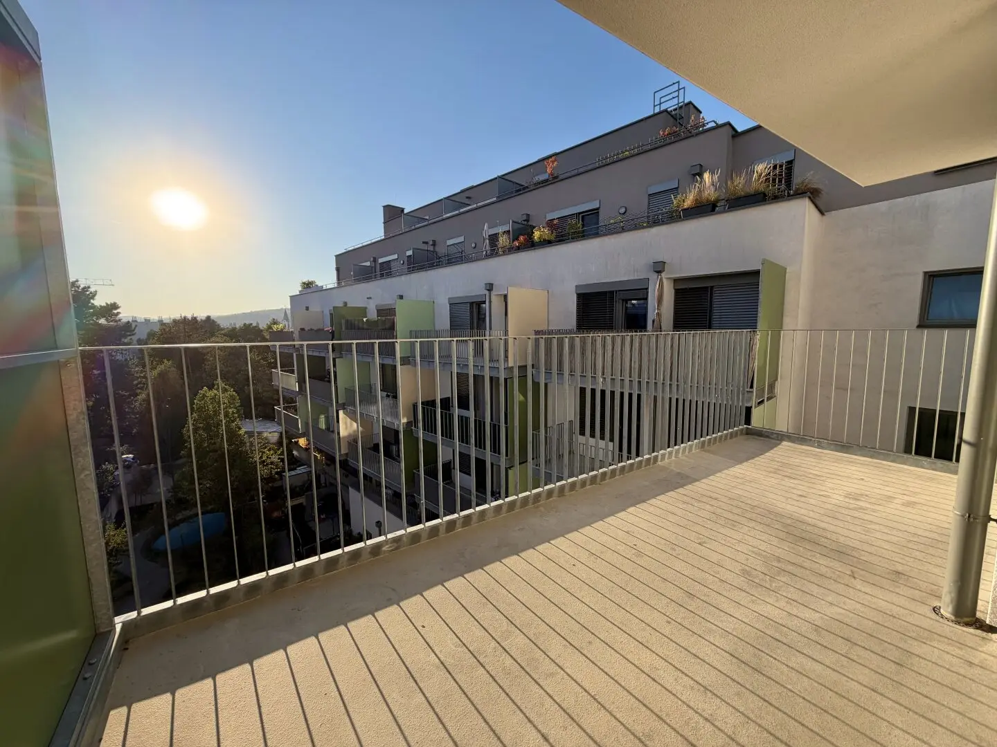 2-Zimmer-West-Balkon-Wohnung in Hof-Ruhelage