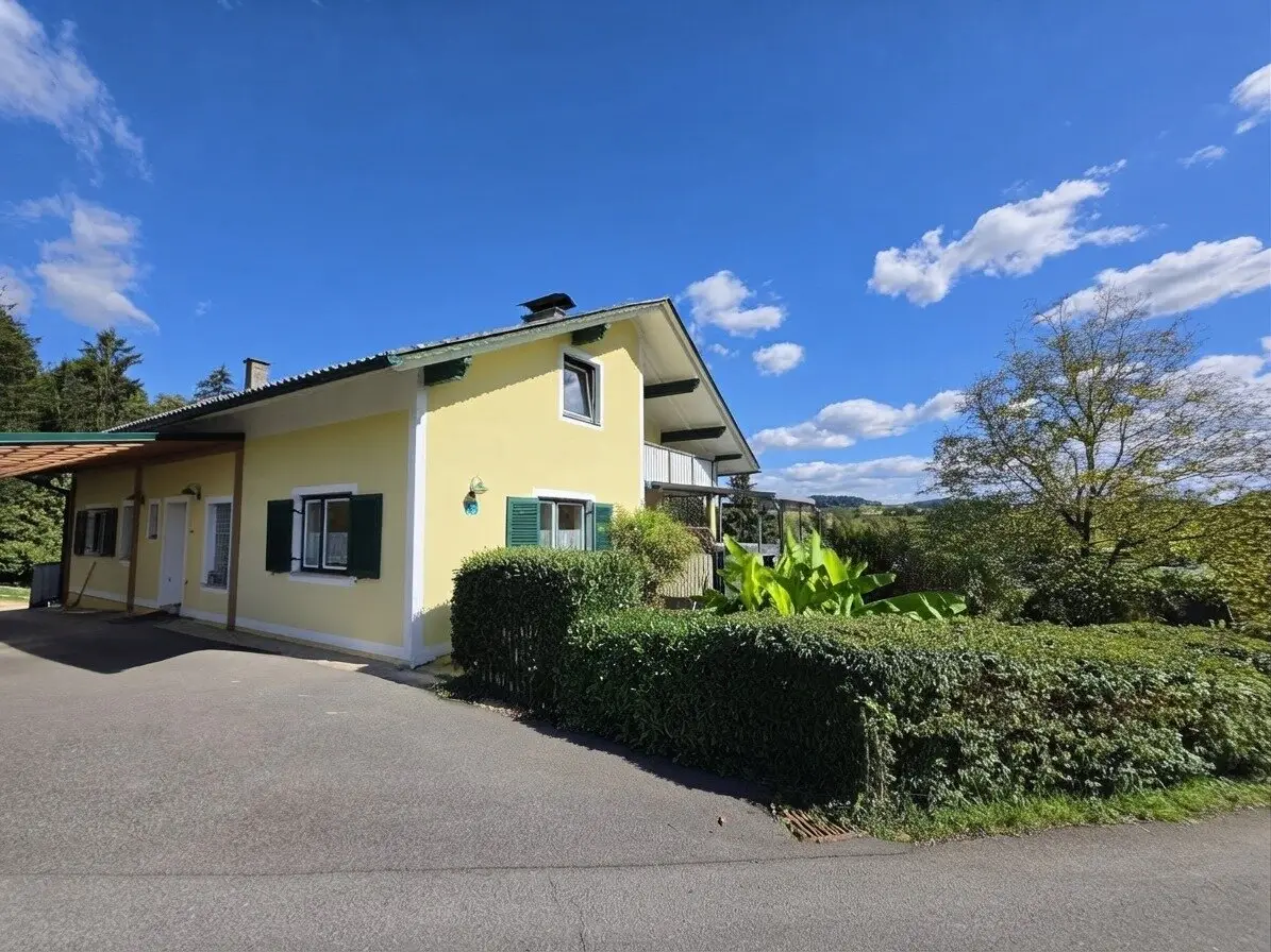 Wohnen &amp; Pferdehaltung vereint – Haus mit 2–3 Pferdeplätzen in Gnas
