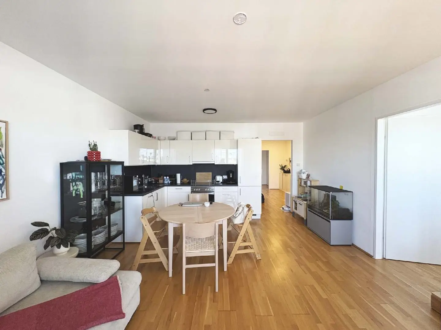 Bright Dachgeschosswohnung with loggia and lift