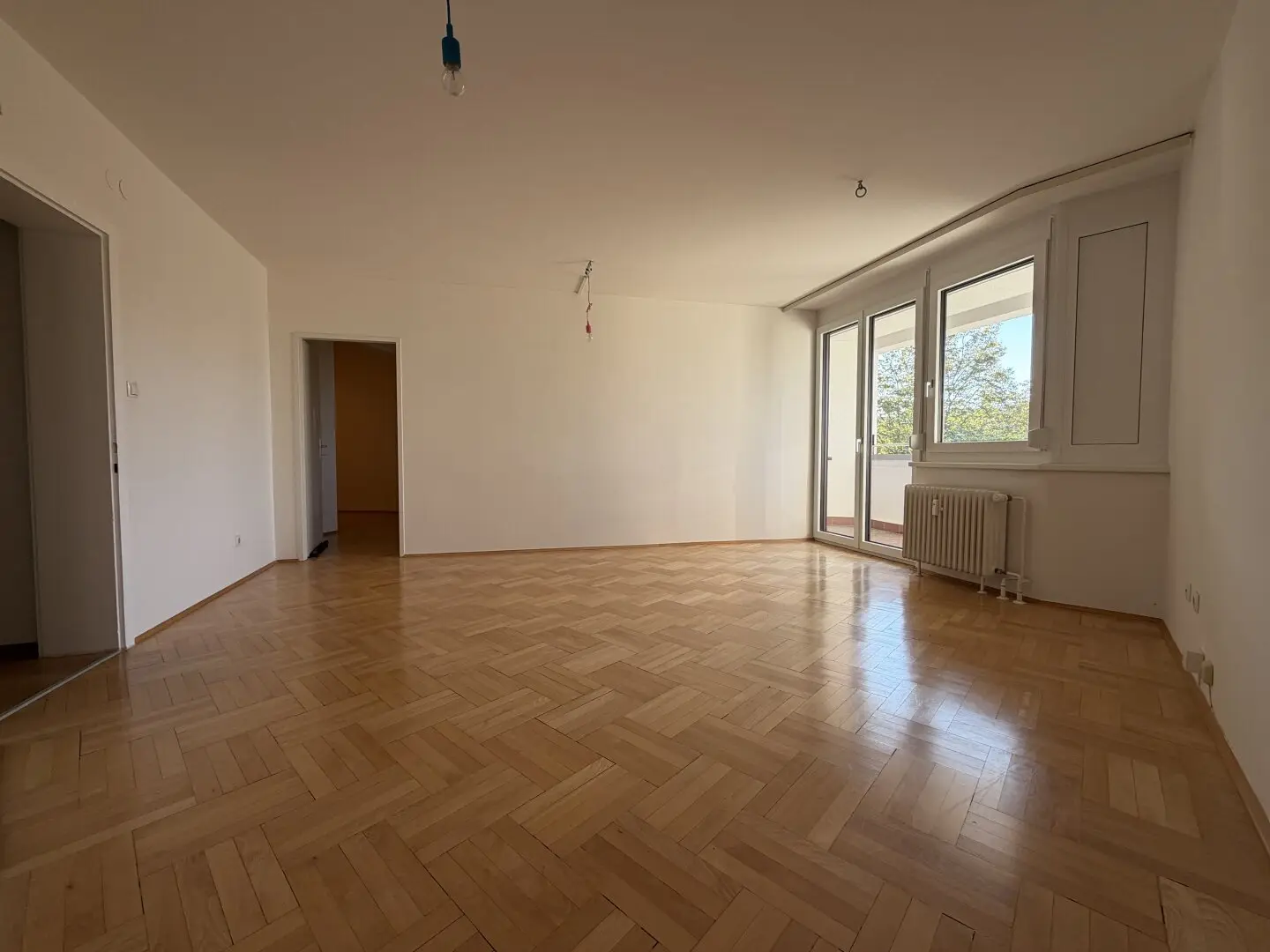 Aufgepasst: Sonnige Wohnung mit Platz für ihre persönliche Gestaltung.