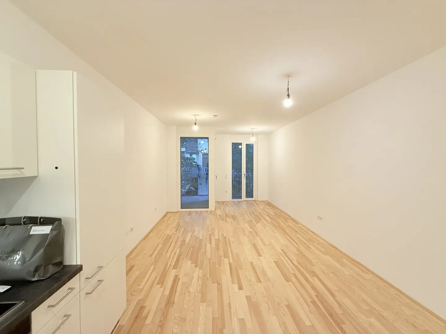 Quiet 1-room apartment surrounded by greenery - Welcome to Theos