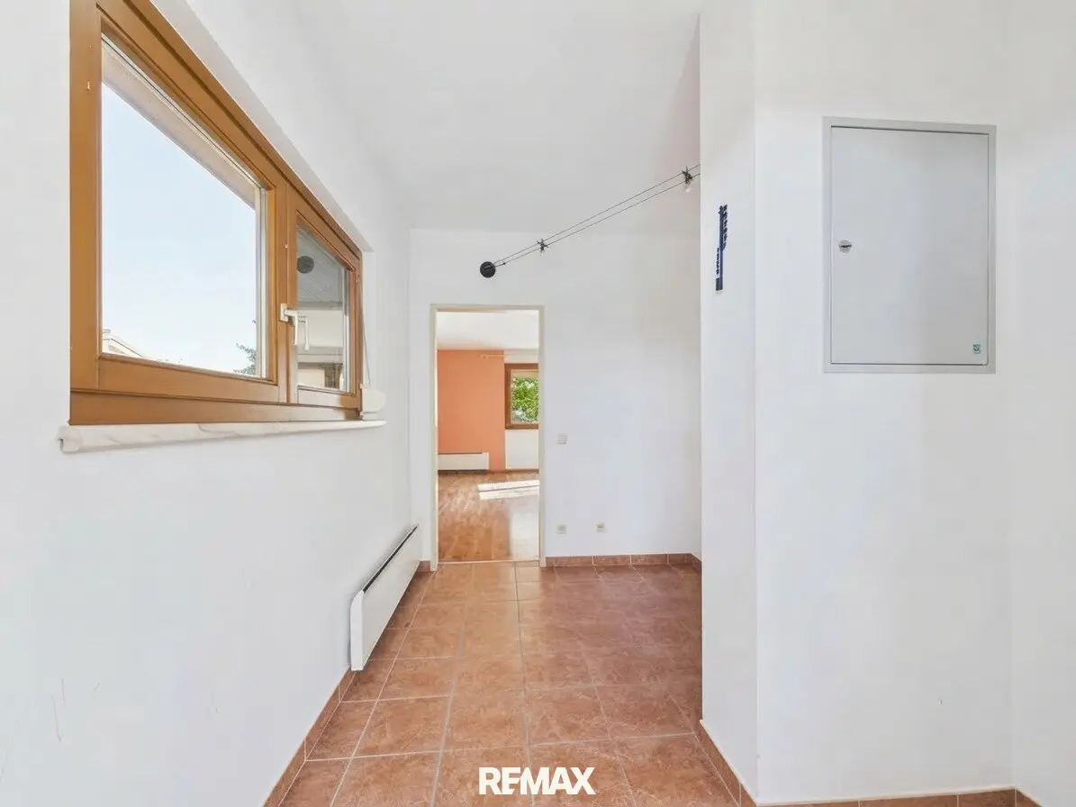 Central location meets quiet living, 3-room condominium with loggia and underground parking