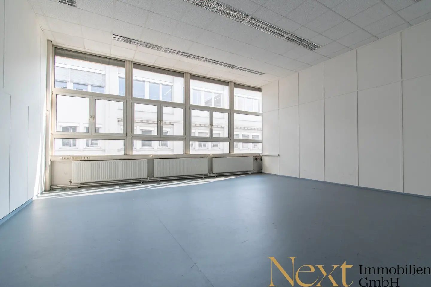 Supergünstige Büro-, Schulungs- oder Vereinsflächen im Zentrum von Linz mit Parkplätzen zu vermieten!