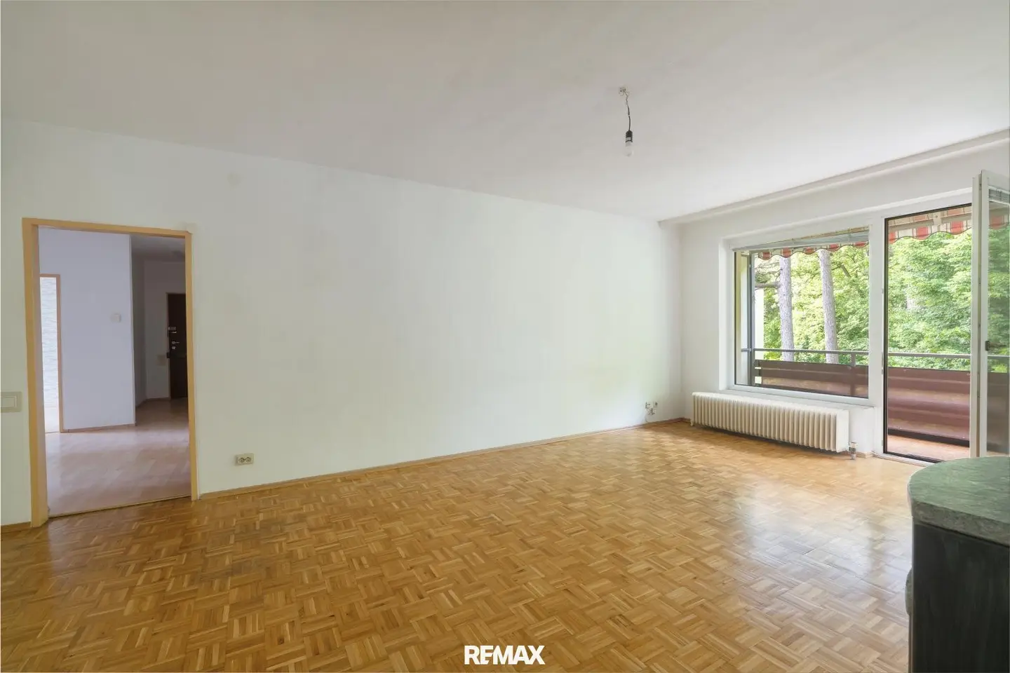 4 rooms, 2 outdoor areas, lots of space: Nature enjoyment with city connection - 3 year limited large rental apartment