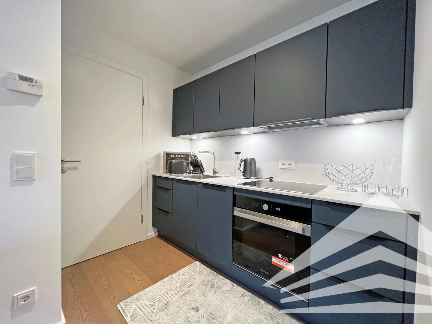 Komplett möblierte Wohnung mit sonniger Terrasse an Kulturmeile