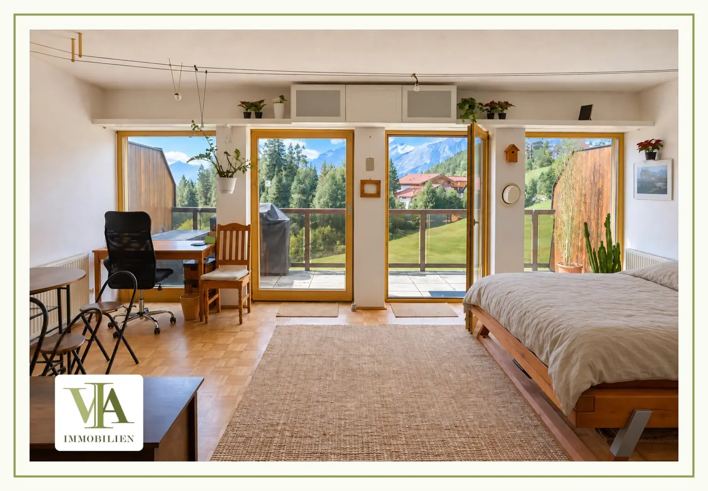 Bright 46 m² 1-room apartment with spacious terrace and magnificent distant view – quietly located and near Seefeld