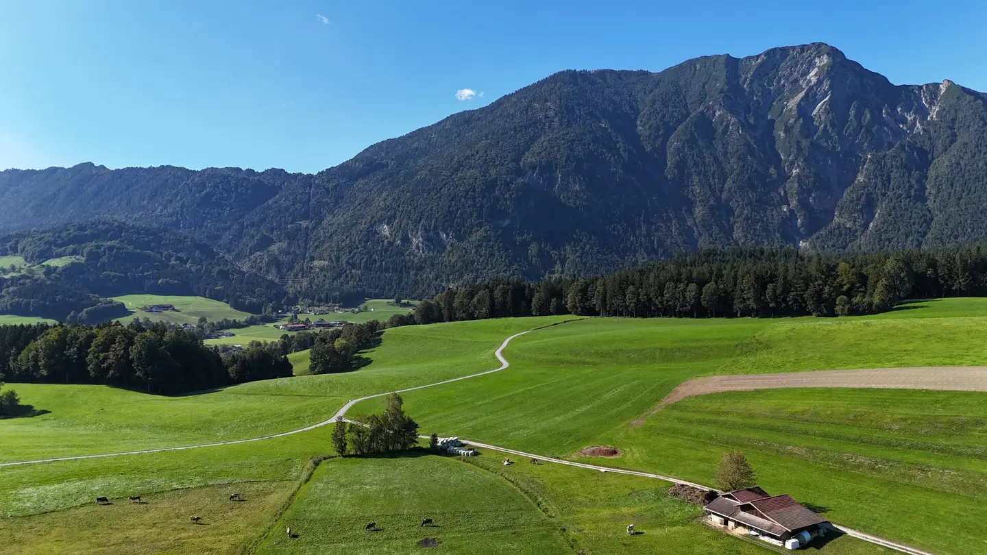 2,759 m² building plot with view – with existing project planning