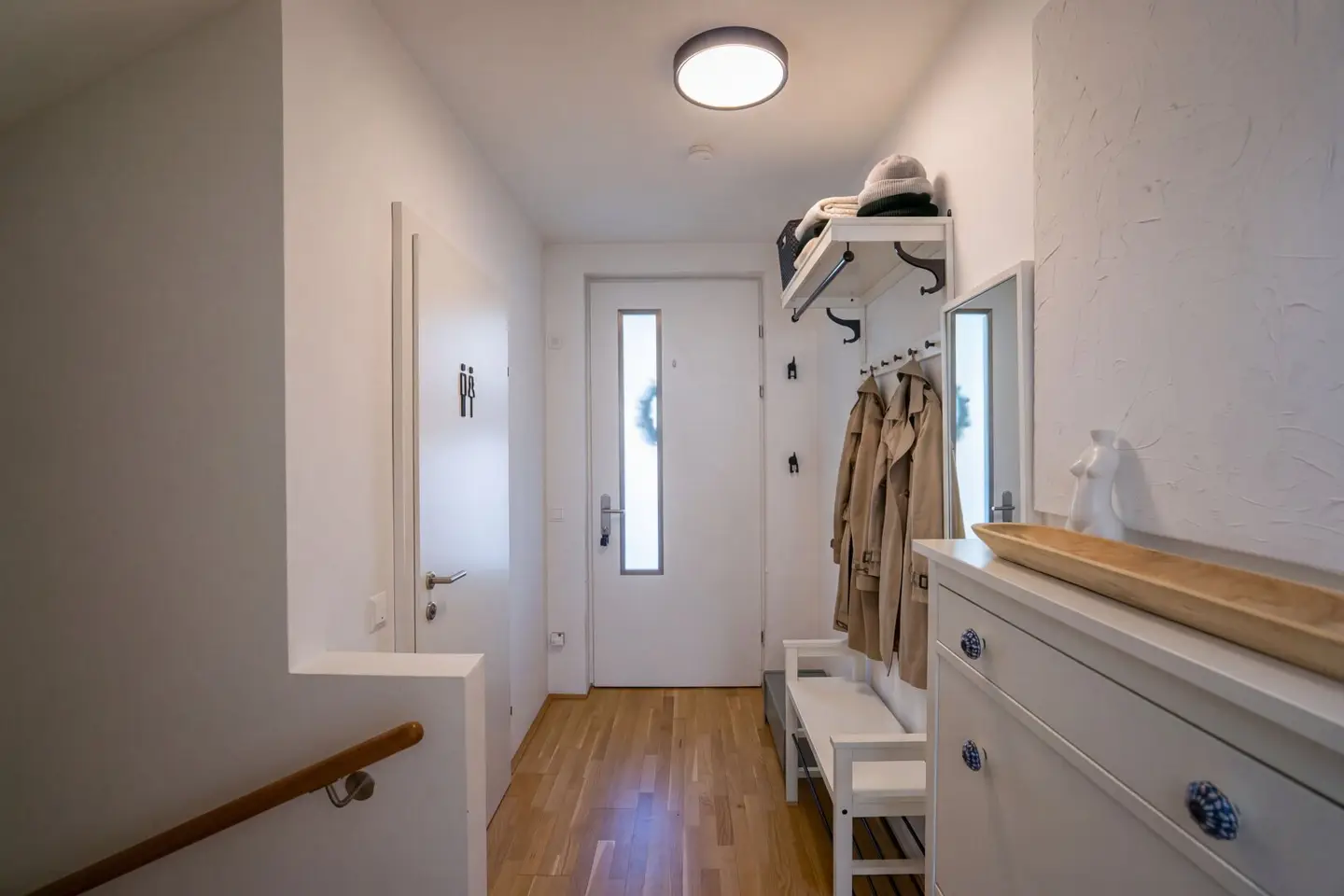 Modernes Reihenhaus in Maria Anzbach – Garten, Dachterrasse, Wärmepumpe & Wohnraumlüftung