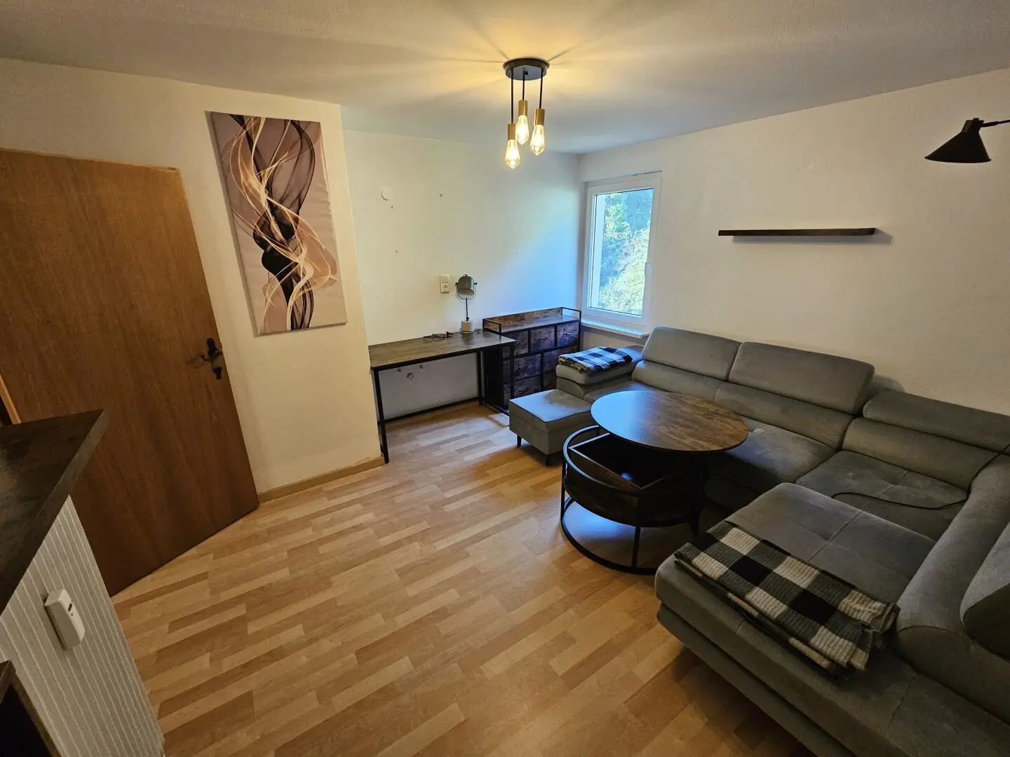 SOFORTBEZUG!! Komplett möblierte 3 Zimmerwohnung Nähe Mayrhofen