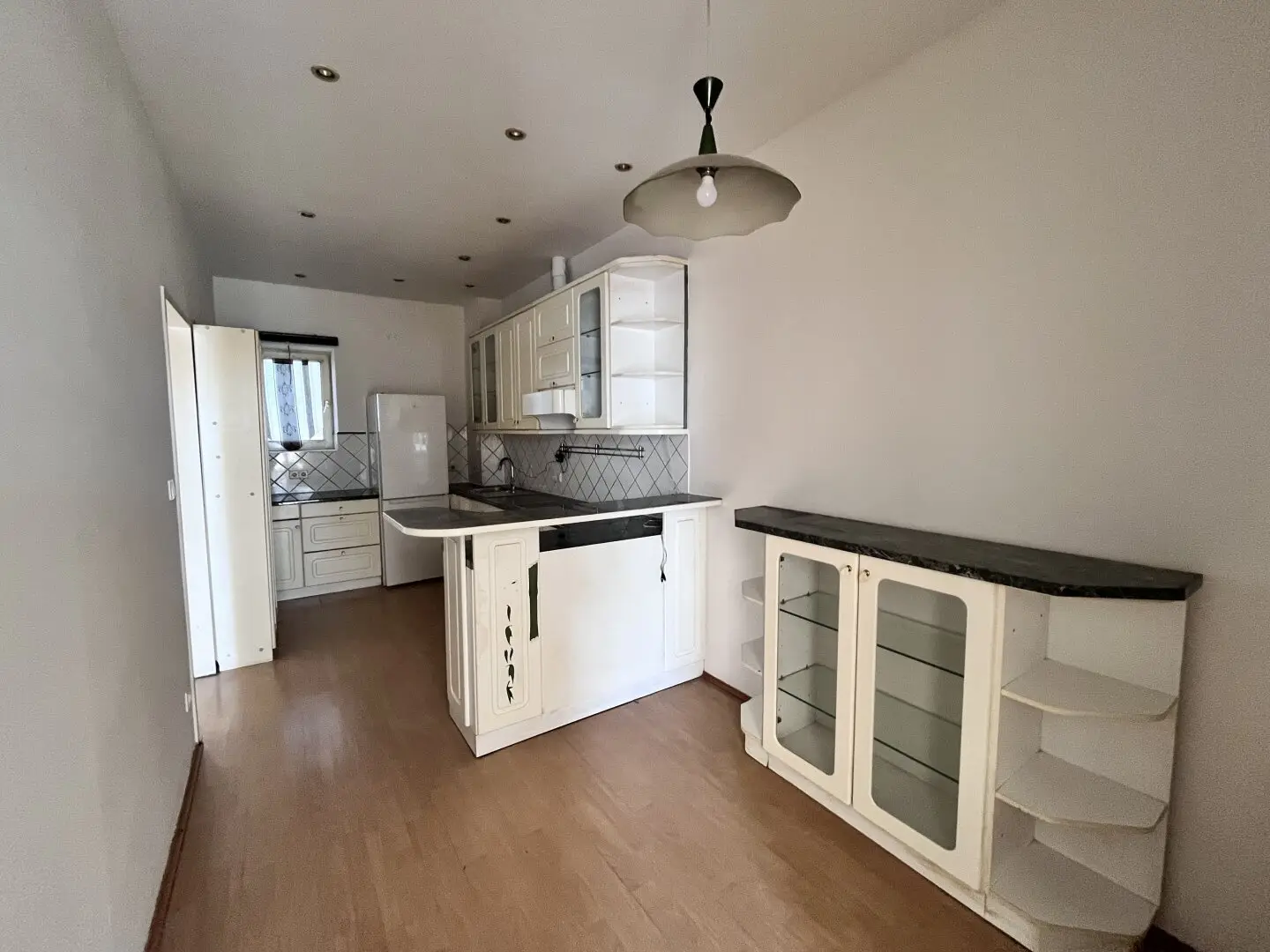 Graz-Nähe Citypark: 3-Zimmer-Wohnung in zentraler Lage, Liftkomfort &amp; großzügigen Wohnbereich!
