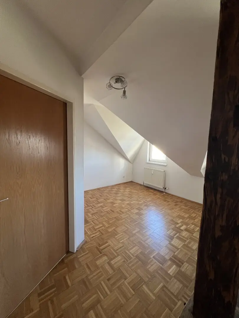 Einzigartige 2-Zimmerwohnung in der Nähe vom Dietrichsteinplatz