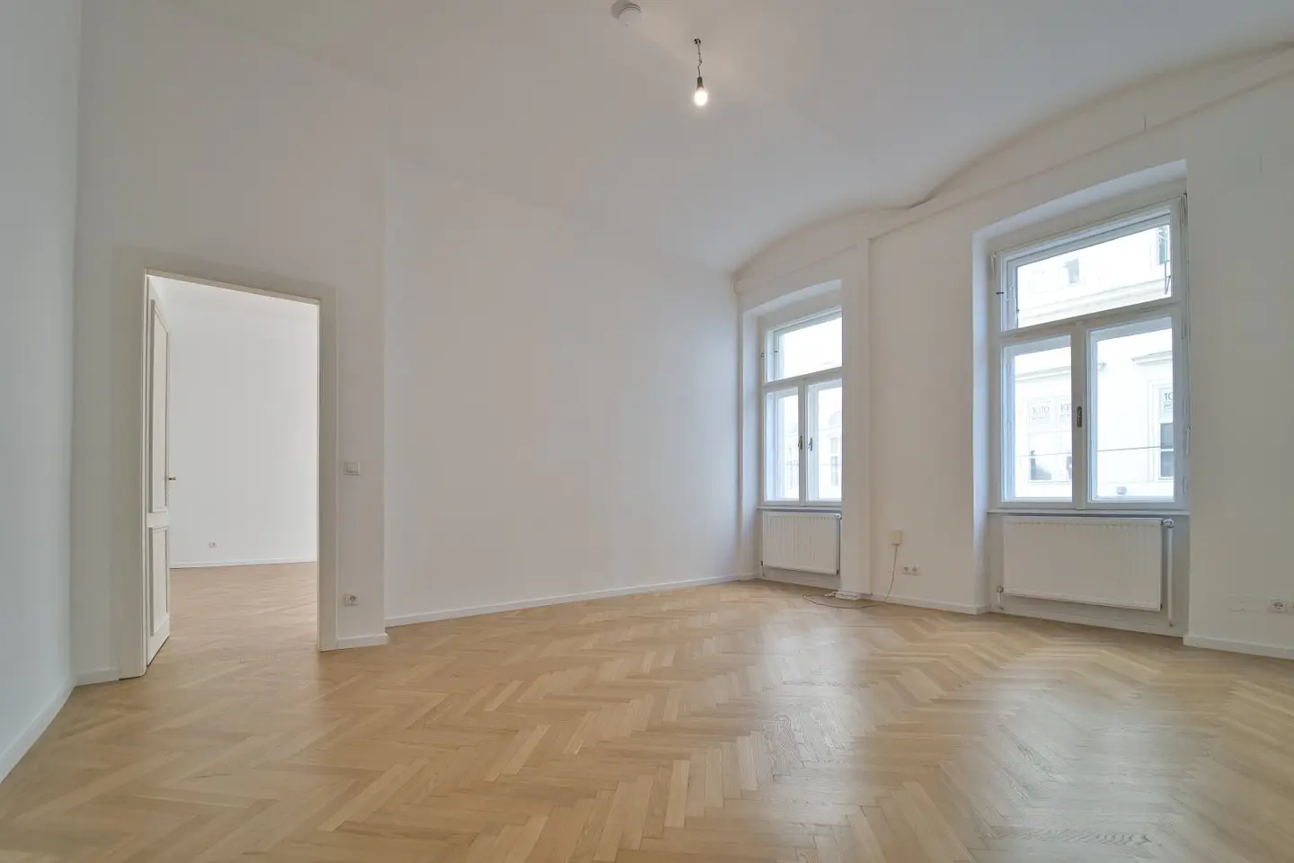 Representative period office at Schwedenplatz | first-class business address in TOP location | 4-room