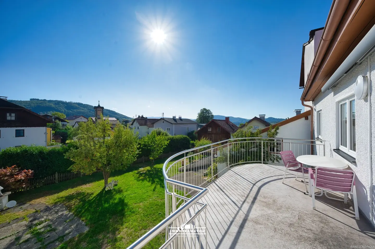 Quiet apartment with garden close to the lake
