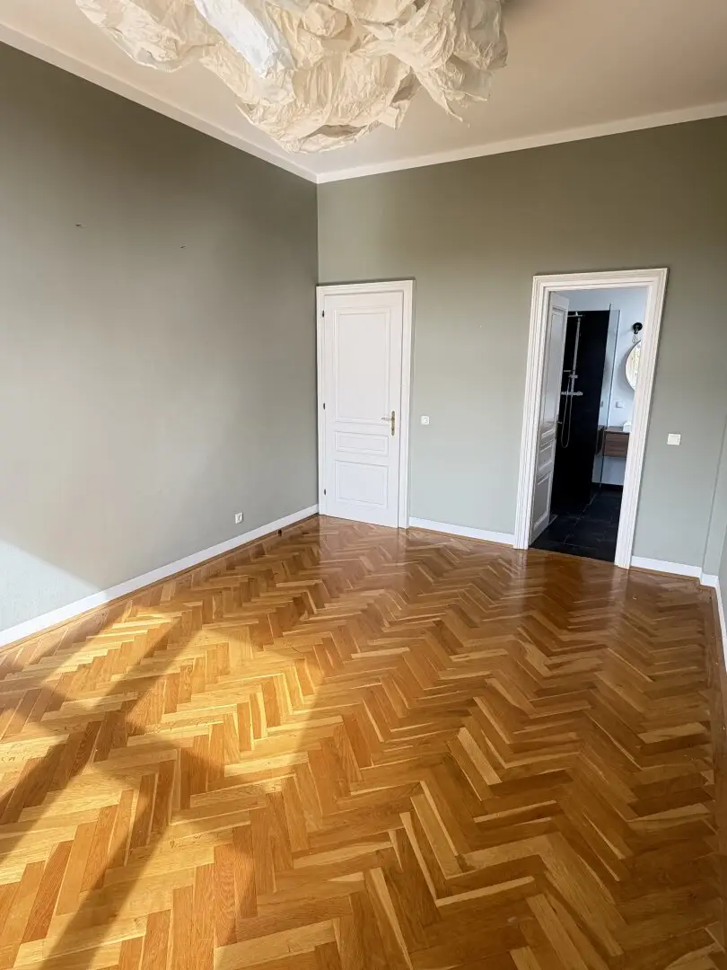 Exceptional 5-room period apartment | southeast terrace | impressive distant view | Salmannsdorf