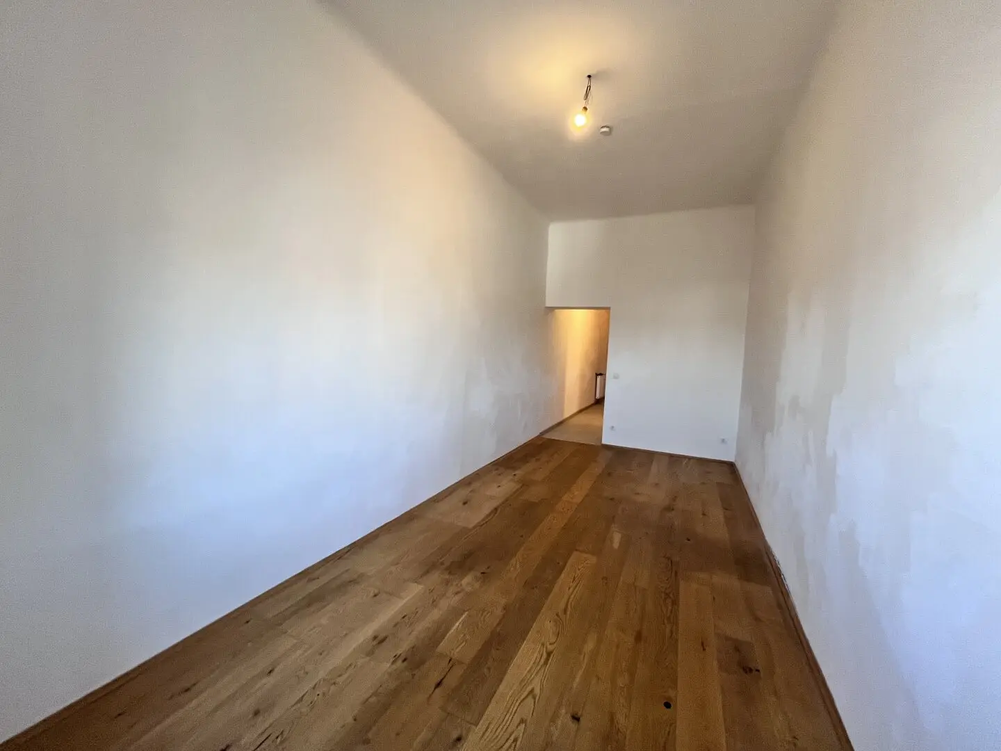 Graz near Main Station: Affordable 1-room apartment in central location