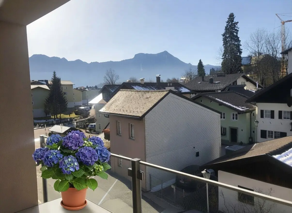 Neuwertige 4 Zi. Wohnung im Zentrum Mondsee mit Tiefgarage und Lift (derzeit 2 Wohnungen nebeneinander die zusammengelegt werden können)