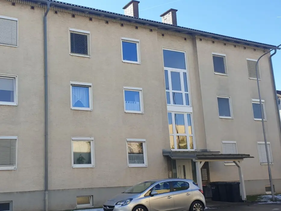 Wohnung with balcony near train station and flexible finish