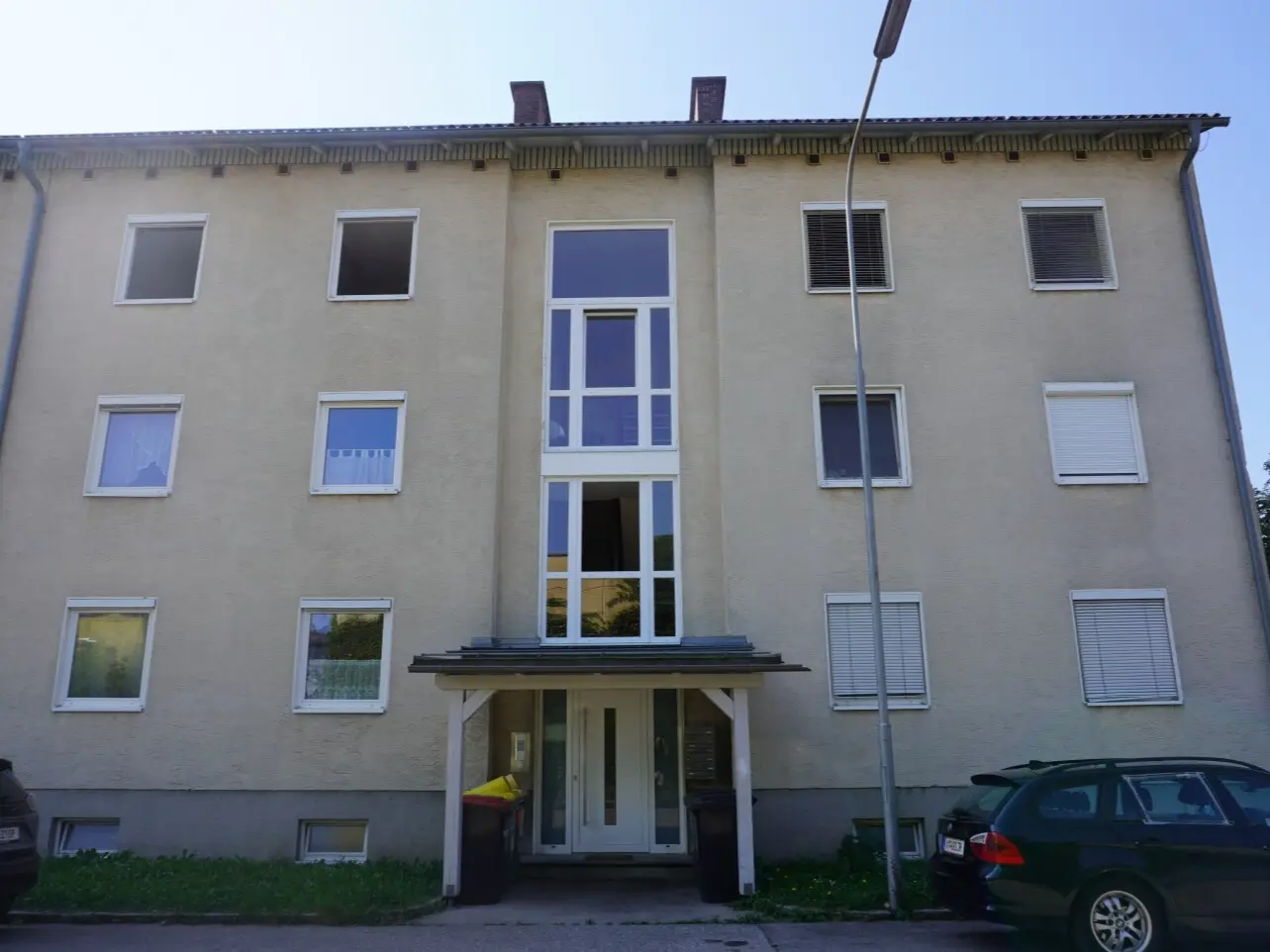 Wohnung with balcony near train station and flexible finish