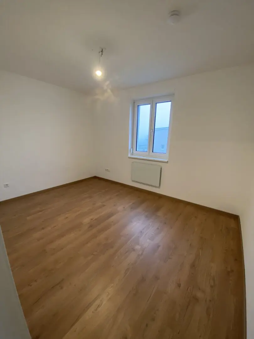 Mietwohnung mit Balkon inkl. Komplettküche und Stellplatz