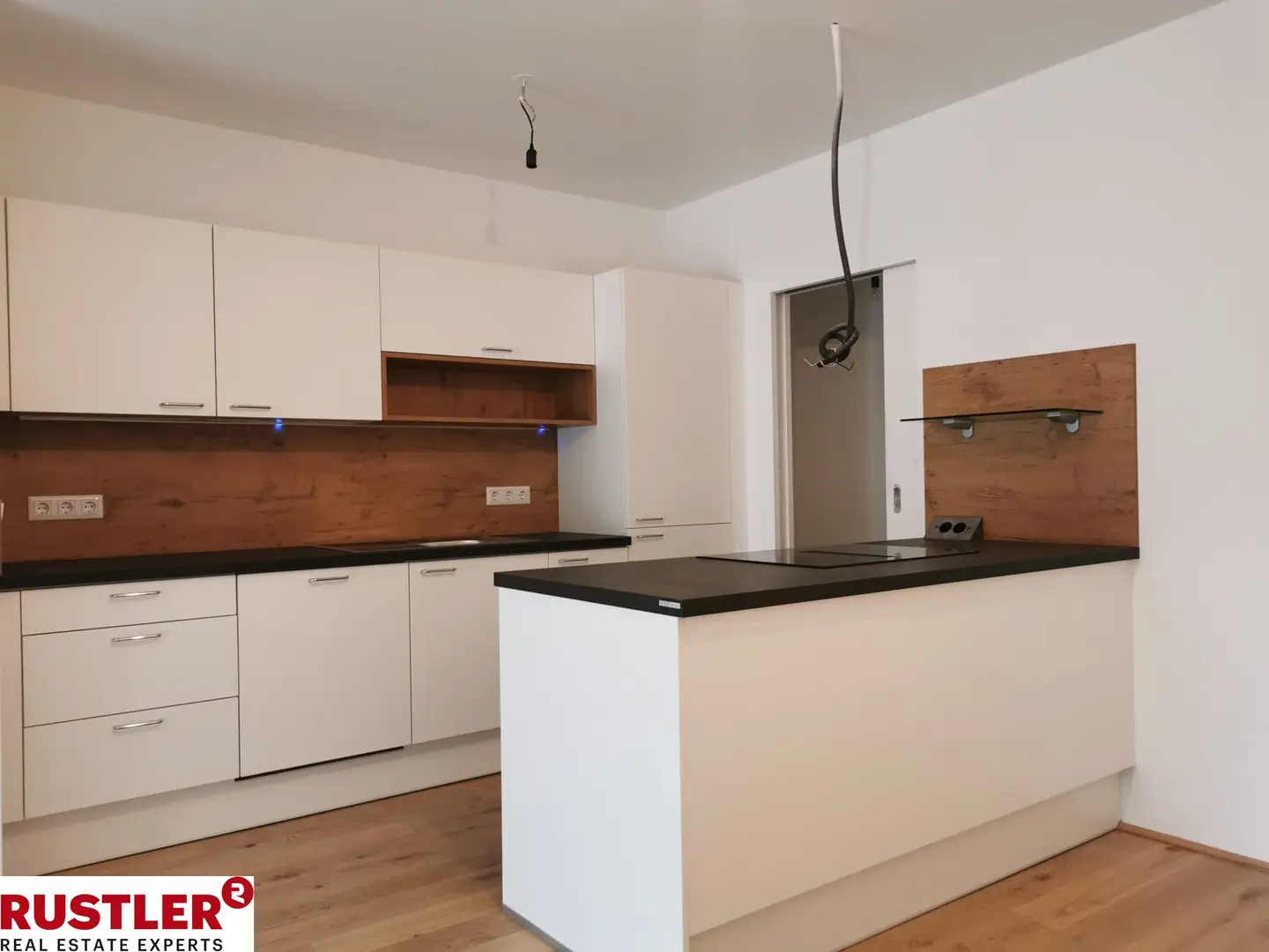 Hofseitige Wohnung mit großem Balkon und eigenem Hochbeet