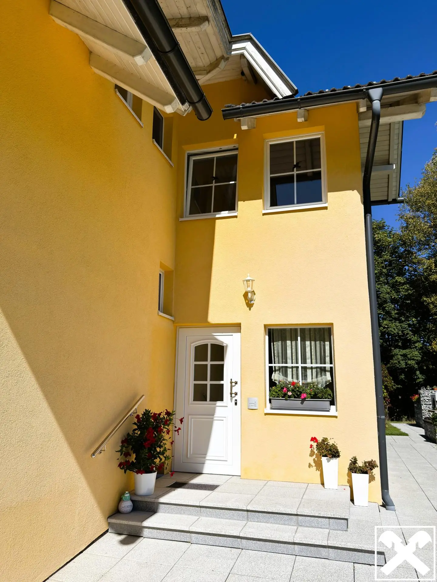 Attic apartment near Wörthersee with garden share