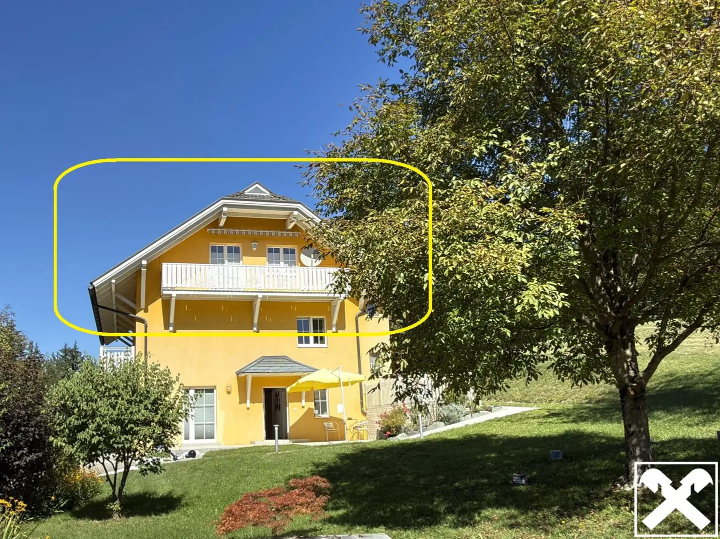 Attic apartment near Wörthersee with garden share