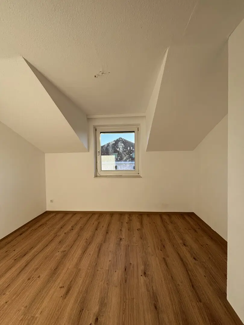 Modern 3-room apartment with balcony and parking space in Pregarten, 810,77 € rent