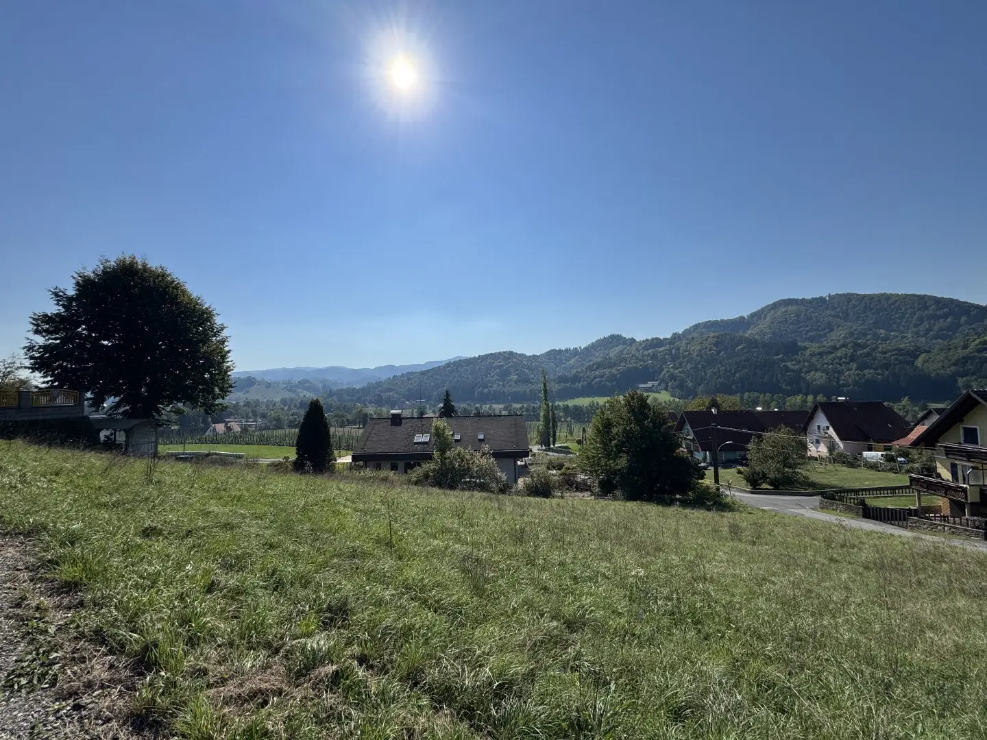 Traumanwesen in Traumlage: Sonniges Grundstück mit Panoramablick in Leutschach an der Weinstraße
