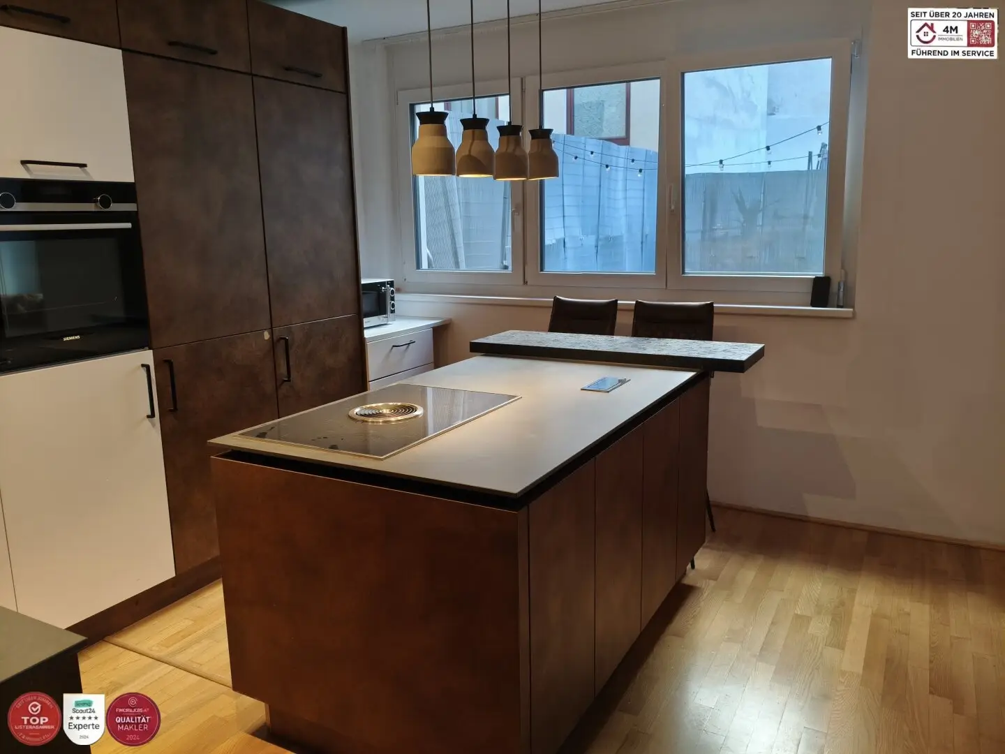 Exquisites Neubau-Juwel im Botschaftsviertel: Moderne 3-Zimmer-Wohnung mit Sicherheitsfeatures, Eigengarten und Wohnküche mit Kochinsel