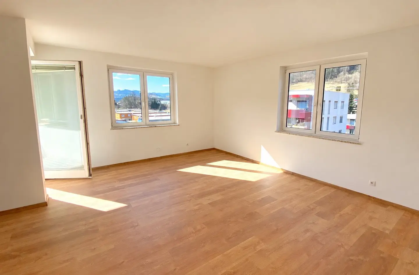 Charming 2-room apartment with balcony and parking